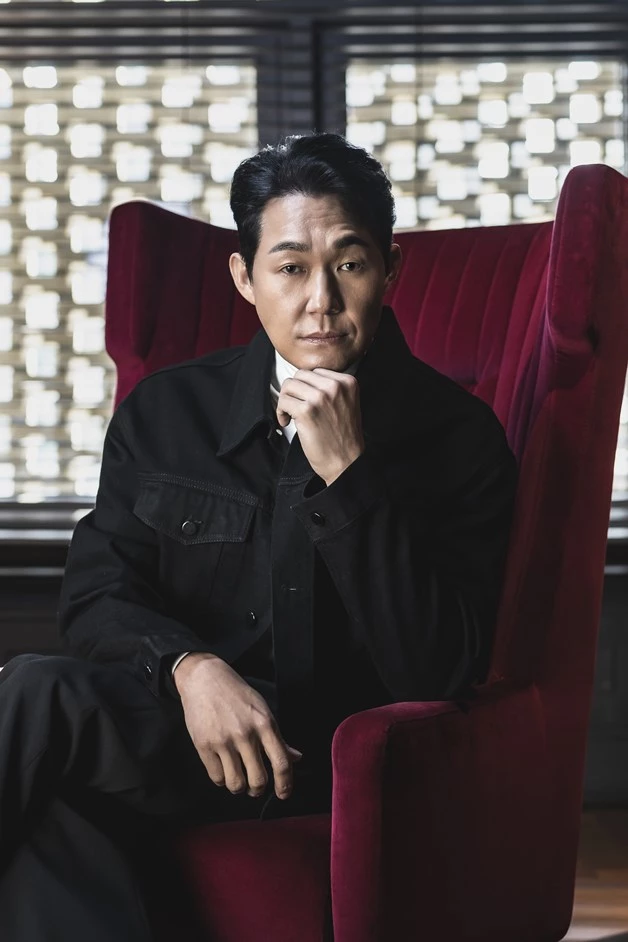 '주지훈에게 설득당해서 바로 하자 그리고 나서 대본을 파기 시작했다'고 밝힌 박성웅