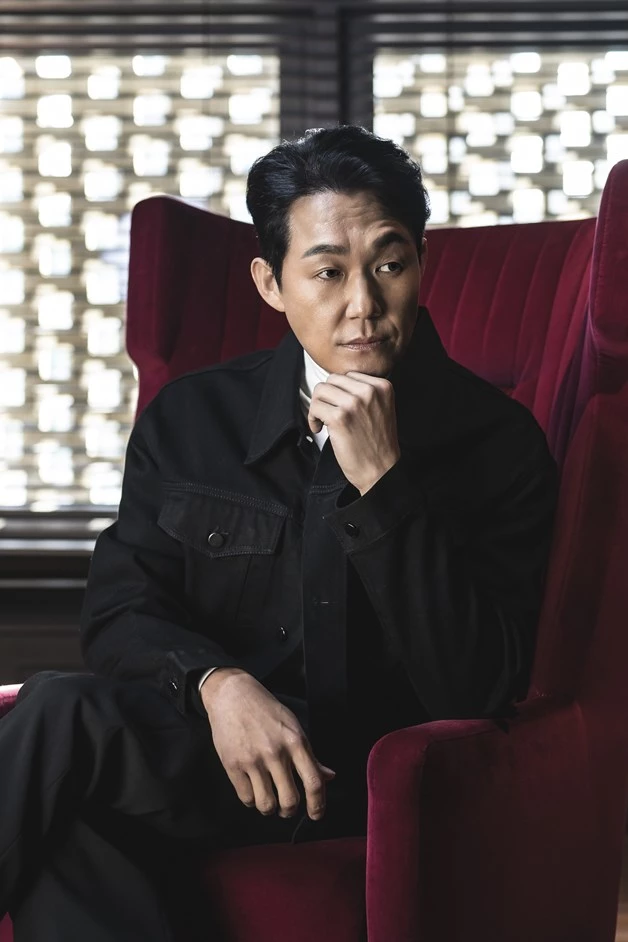 '이중구를 넘어설 마지막 한 방이 분명히 있다고 믿는다'고 말한 배우 박성웅