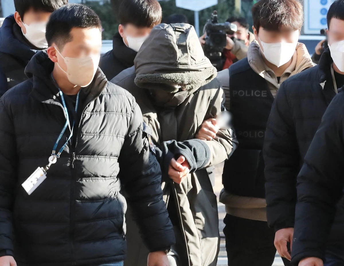 파주 택시 기사 살해범이 28일 영장실질심사에 출석했다 / 이하 뉴스1