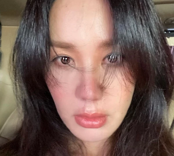 가수 겸 배우 엄정화 / 이하 엄정화 인스타그램
