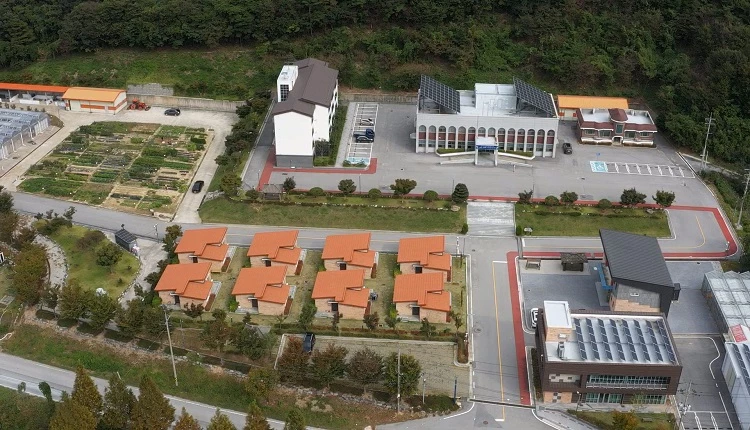 고창군 체류형 농업창업지원센터 / 고창군