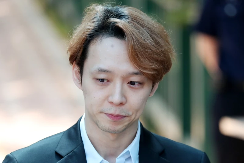 마약(필로폰) 투약 혐의로 징역 10월에 집행유예 2년을 선고받고 풀려난 박유천