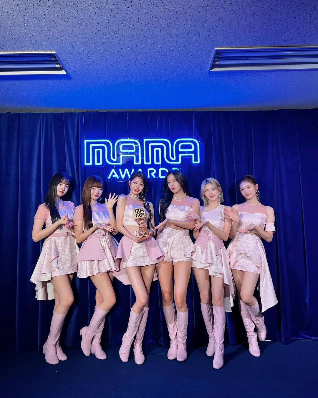 '2022 MAMA' 참석한 아이브 / 아이브 인스타그램