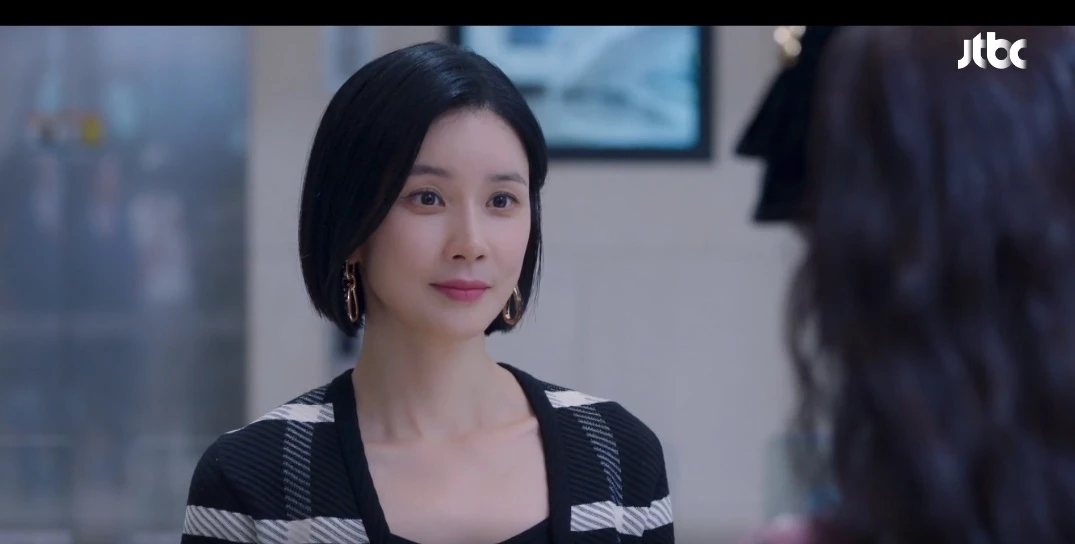 고아인(이보영)