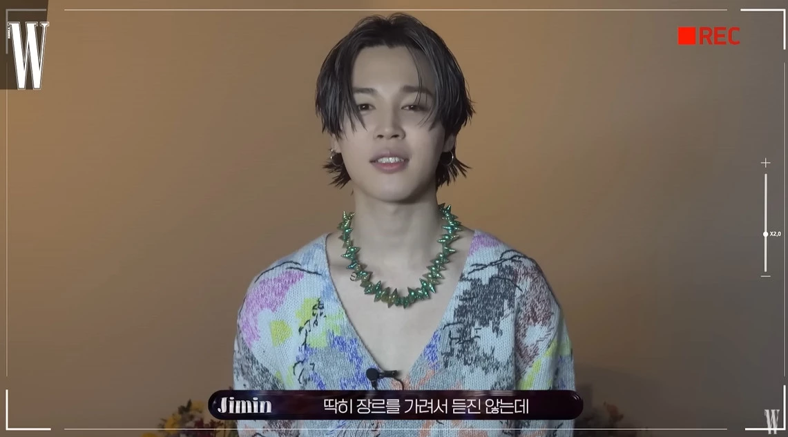 요즘 듣기 좋은 곡 추천 질문 받은 지민 / 이하 유튜브 W 코리아