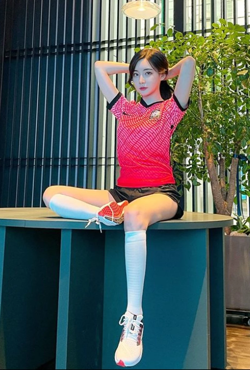 한국 축구국가대표팀 유니폼을 입고 있는 곽민선
