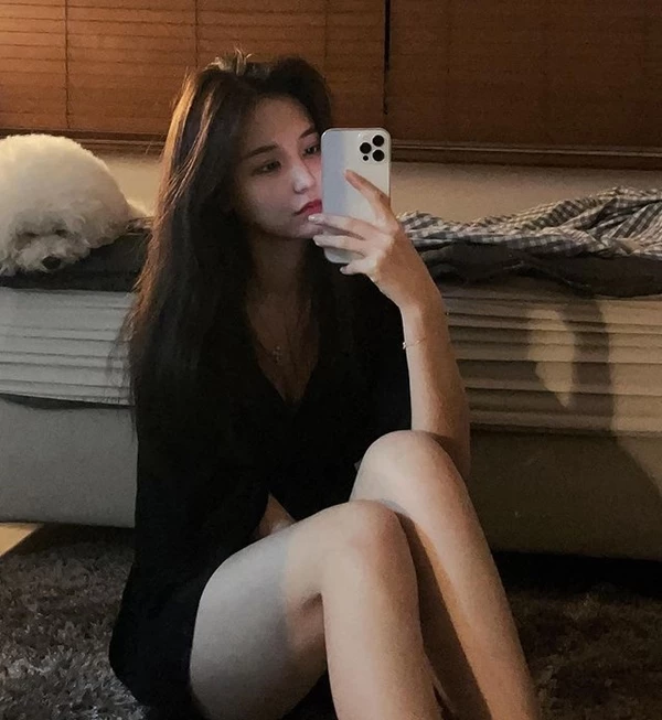 이하 화정이 SNS에 올린 일상 사진 / 이하 화정 인스타그램