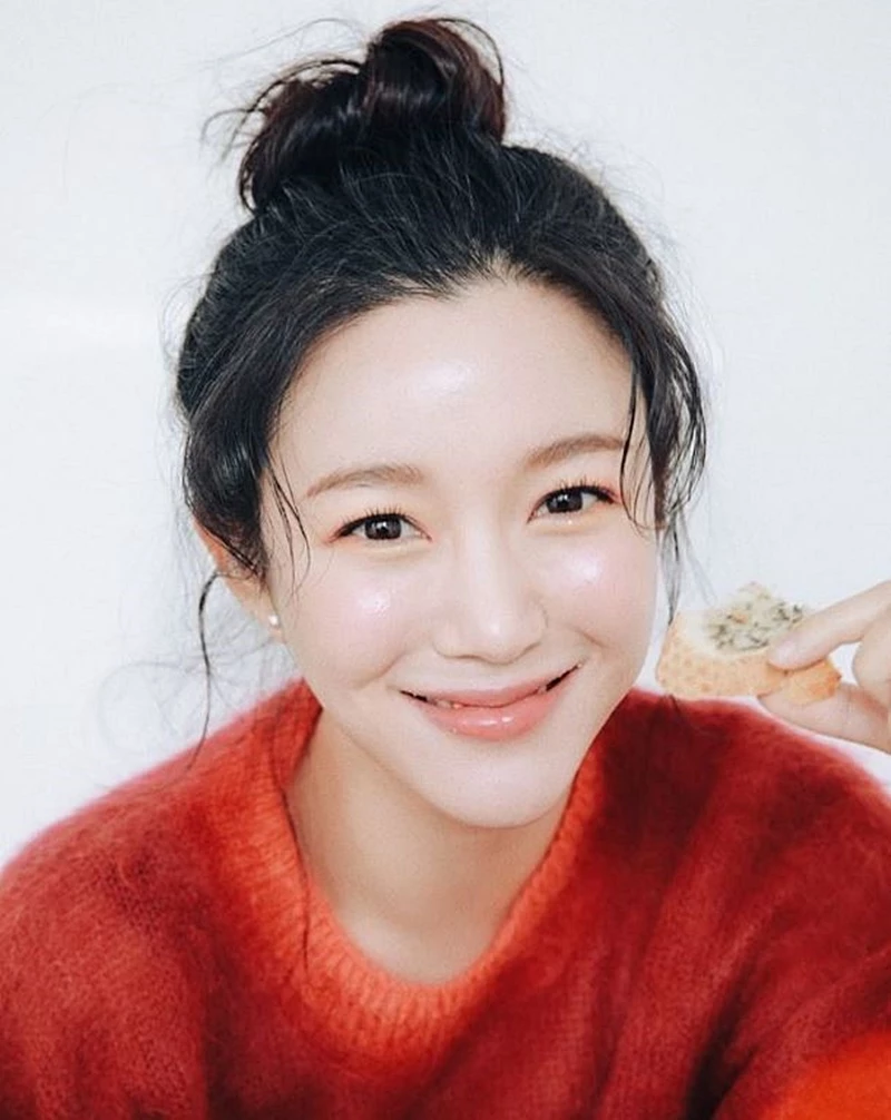 이승기와 결혼하는 배우 이다인 / 이다인 인스타그램