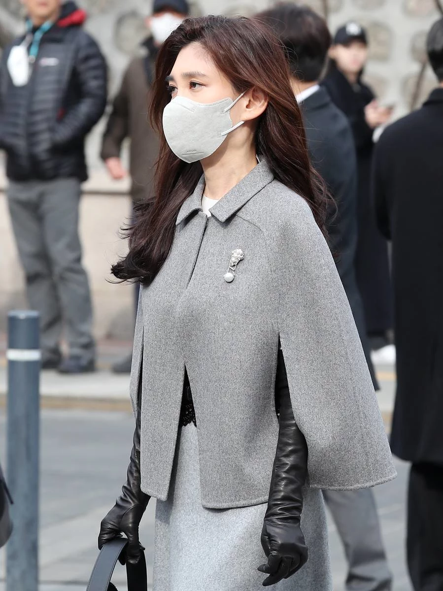 이부진 호텔신라 사장이 11일 오후 서울 중구 정동제일교회에서 열린 정몽규 HDC그룹 회장의 장남 정준선 카이스트 교수의 결혼식에 참석하고 있다.