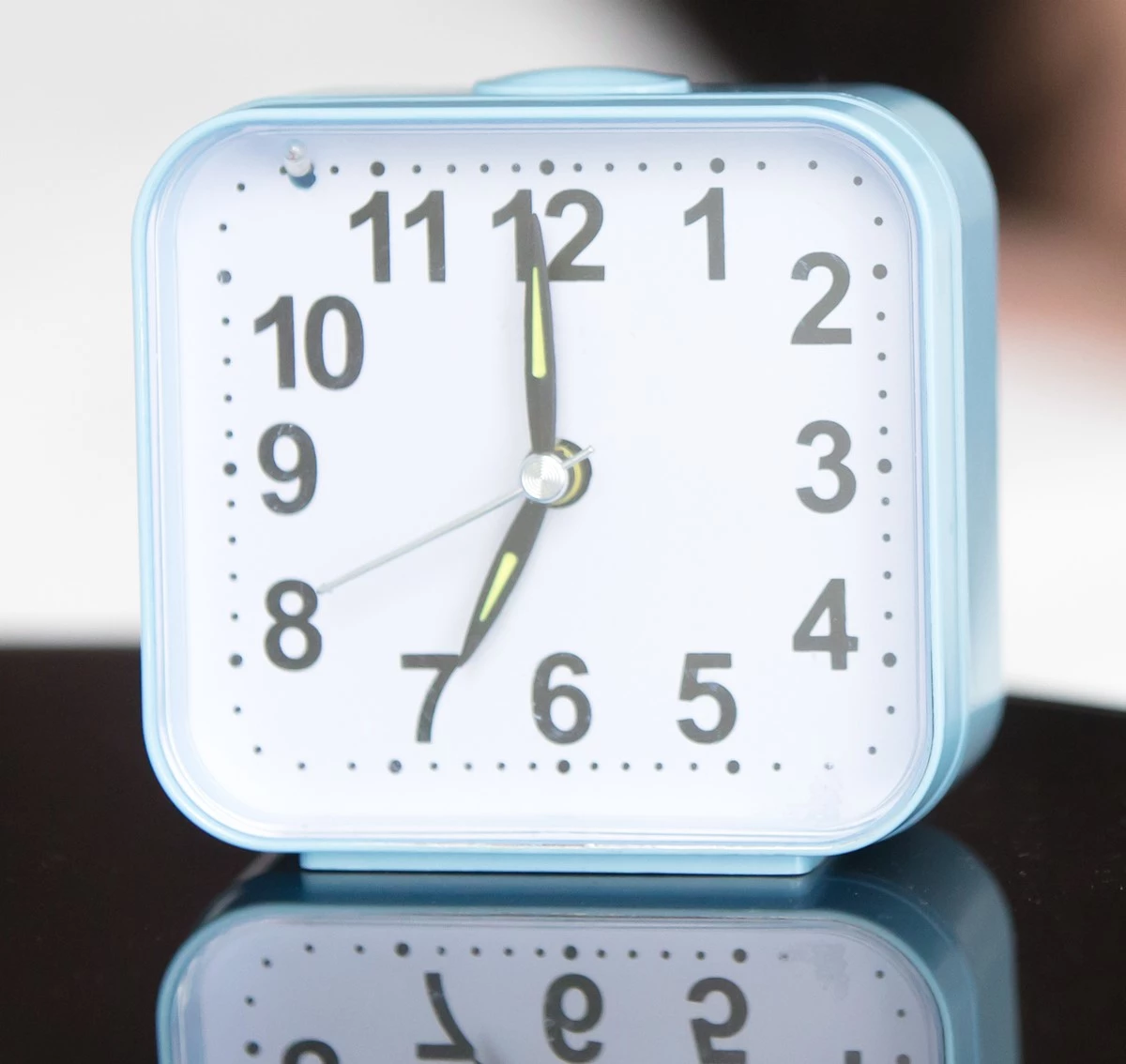 저녁이나 밤에 먹는 음식은 대부분 살로 간다. / fizkes-shutterstock.com