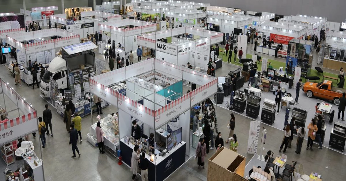 '카페의 도시 대구’에서 펼쳐지는 카페 대축제 ‘2023 디카페쇼’ 가 엑스코에서 개최한다. 사진은 지난해 행사 모습/이하 엑스코