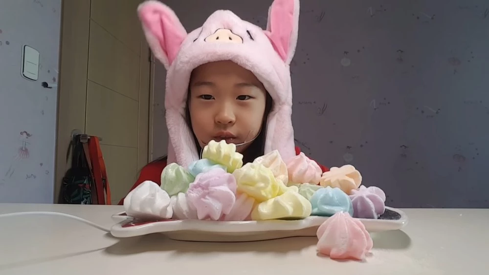 띠예 과거 활동 당시 모습 / 이하 유튜브 '띠예'