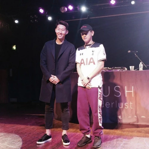 2017년 크러쉬 영국 콘서트 찾은 손흥민 / 손흥민 페이스북