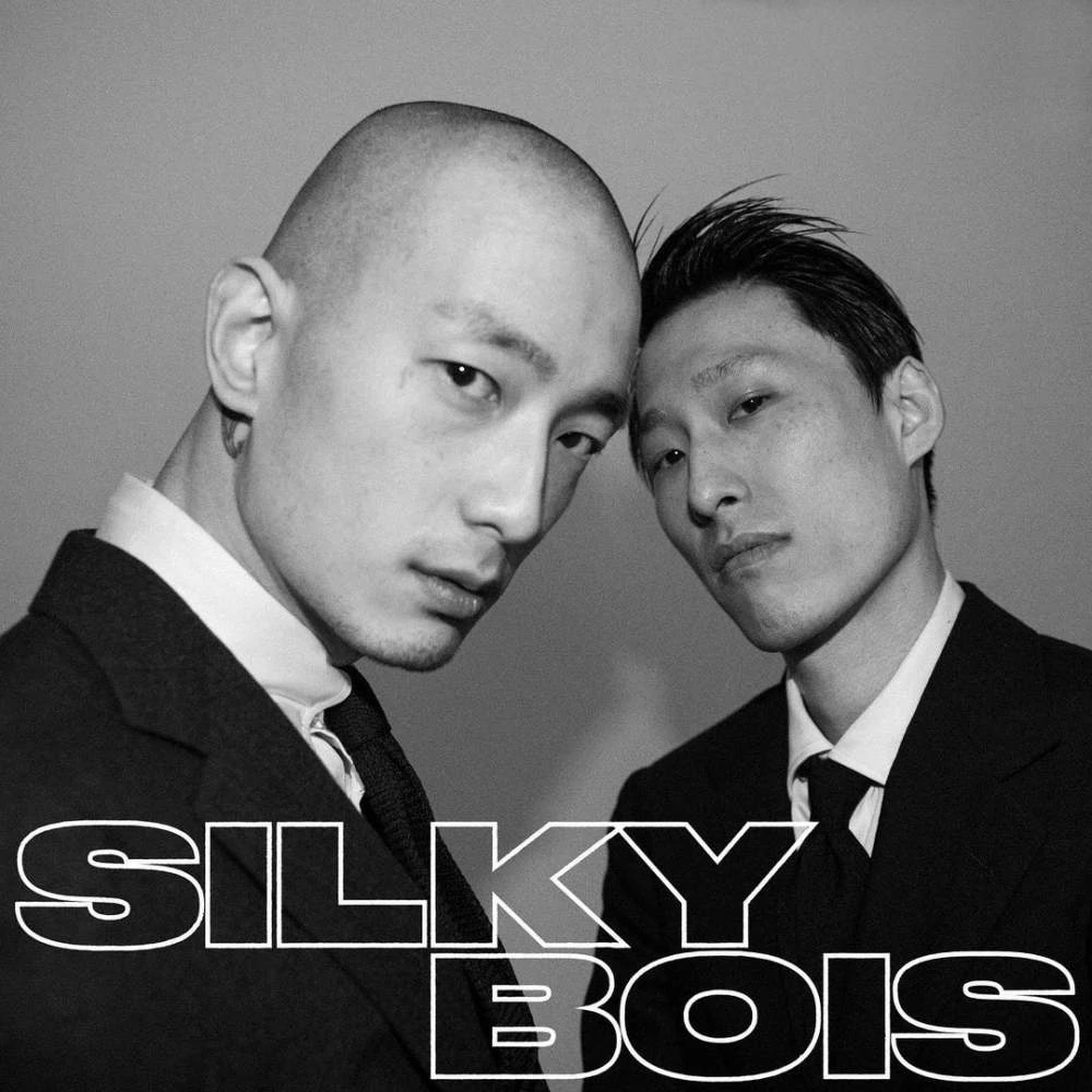 지미 페이지, 블랙넛(오른쪽)이 결성한 힙합 듀오 실키보이즈가 발표한 싱글 앨범 'THE JAB PACK Pt. 1' 커버.  / 저스트 뮤직