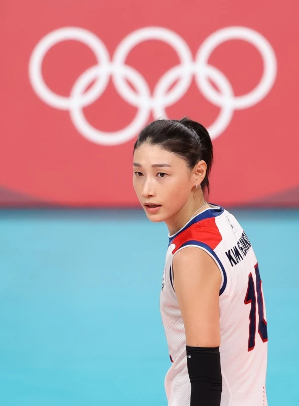 국세청이 선정한 '2023 아름다운 납세자' 30인 명단에 이름을 올린 배구선수 김연경 / 이하 뉴스1