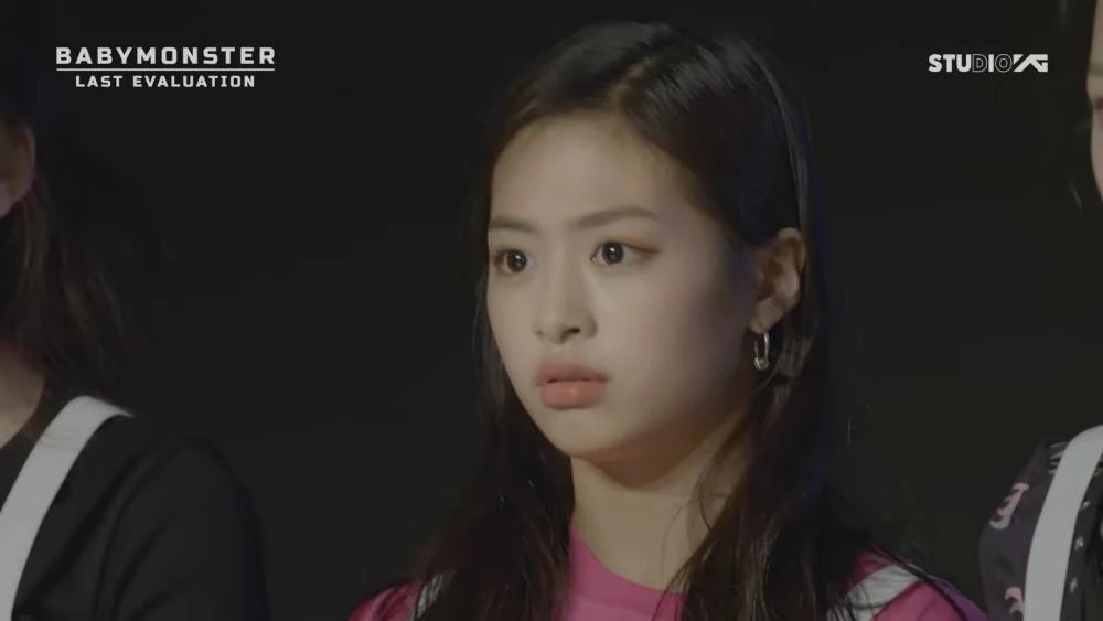갑작스러운 통보에 당황한 베이비몬스터 예비 멤버