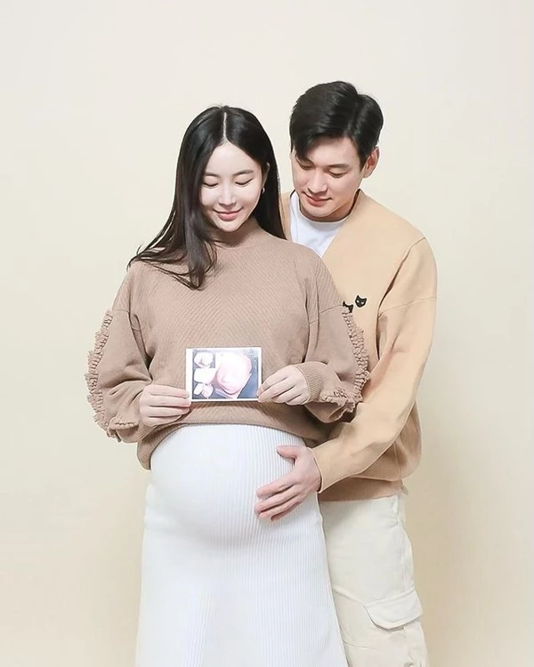 펜싱 국가대표 구본길이 지난달 SNS를 통해 만삭 화보를 공개했다. / 이하 구본길 인스타그램