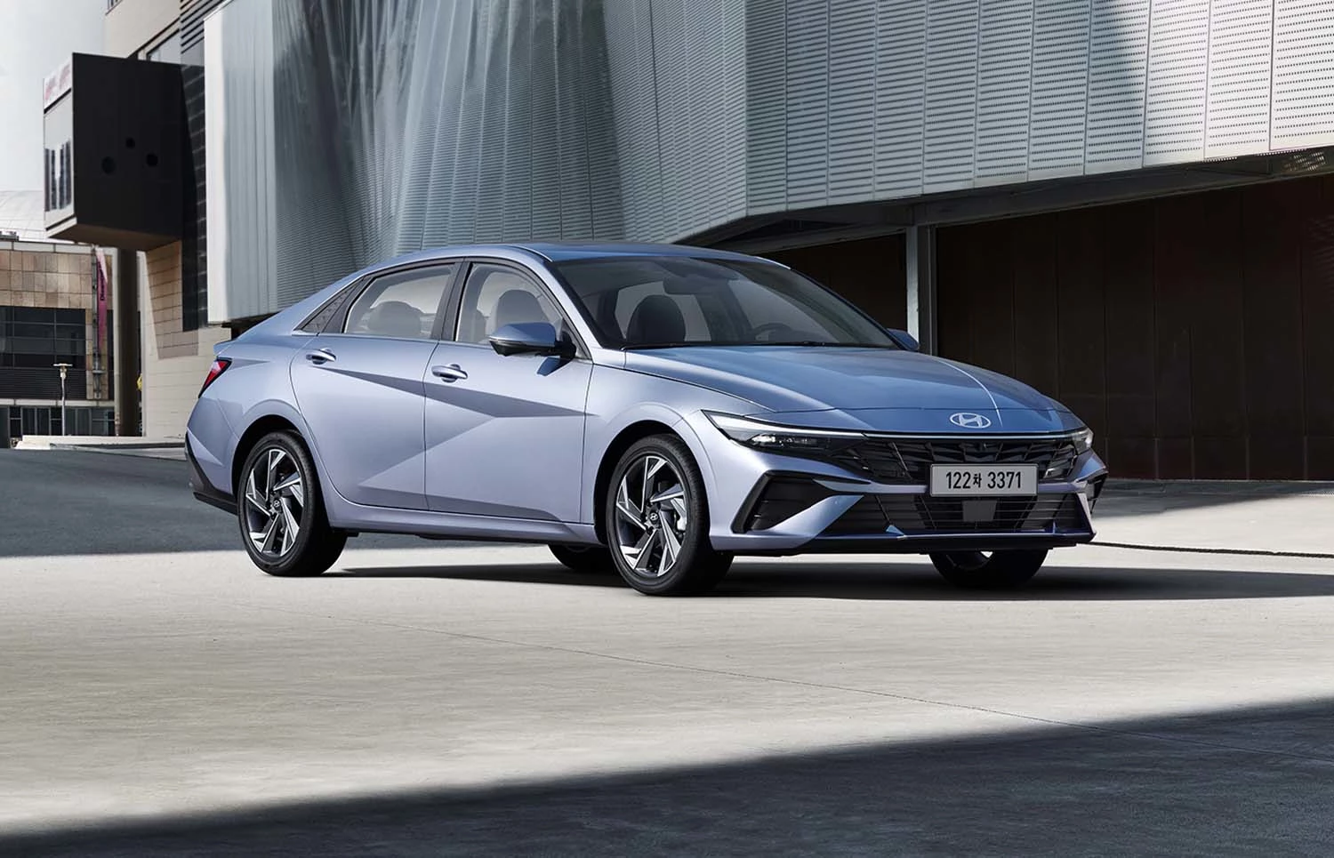 현대자동차 아반떼 페이스리프트 ‘더 뉴 아반떼’ / 이하 사진=현대차 제공