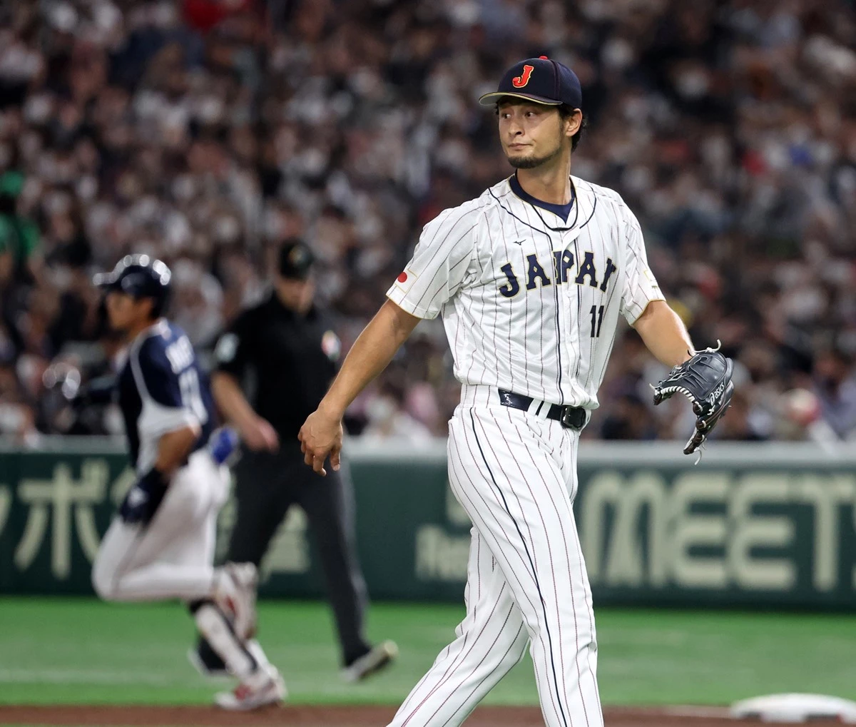 지난 10일 오후 일본 도쿄돔에서 열린 2023 월드베이스볼클래식(WBC) B조 1라운드 대한민국과 일본의 경기, 일본 대표팀 다르빗슈가 선발 등판해 1회초 이닝을 실점 없이 마친 후 더그아웃으로 향하고 있다. / 뉴스1