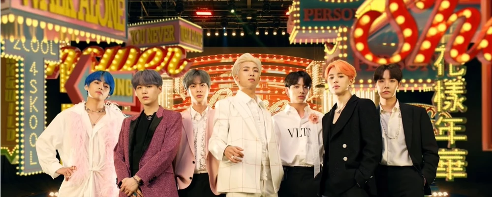 방탄소년단 '작은 것들을 위한 시(Boy With Luv)' 뮤직비디오의 한 장면이다. / 방탄소년단 공식 유튜브 계정