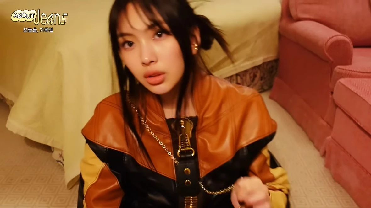 파리 방문한 뉴진스 혜인 / 이하 유튜브 'NewJeans'