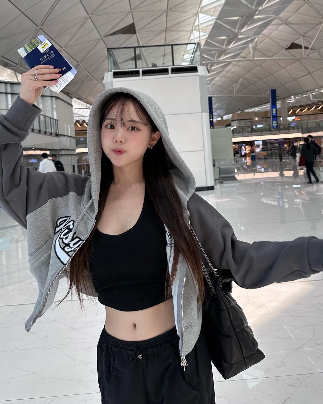 홍콩에서 돌아온 홍영기