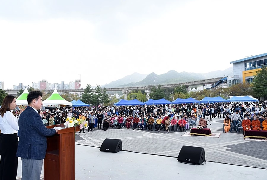 김동근 의정부시장(왼쪽)