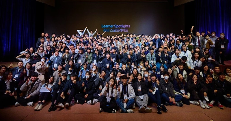 지난해 애플 디벨로퍼 아카데미 참여 교육생들 / POSTECH 제공