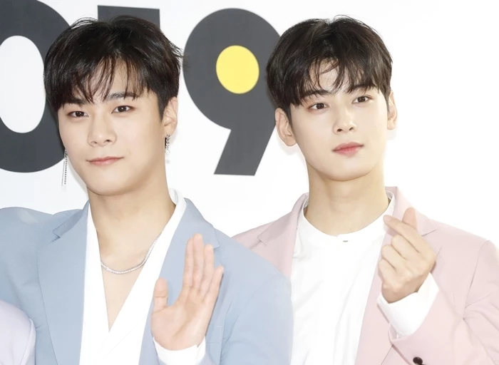 그룹 아스트로 멤버 고(故) 문빈, 차은우 / 뉴스1