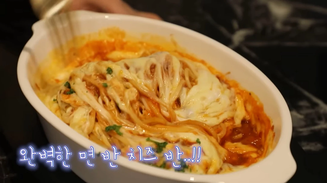 사이드 메뉴도 푸짐하게 만들었다는 쯔양