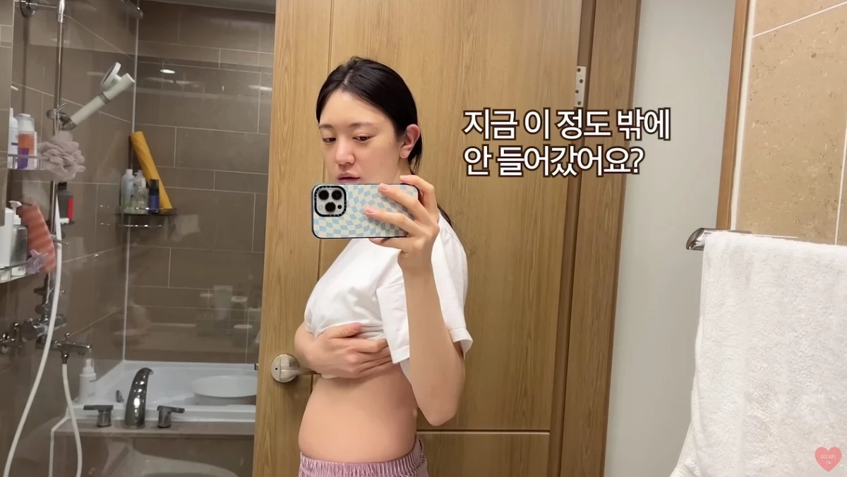 유혜주가 출산 후 몸매를 공개했다.     / 이하 유튜브 '리쥬라이크 LIJULIKE'