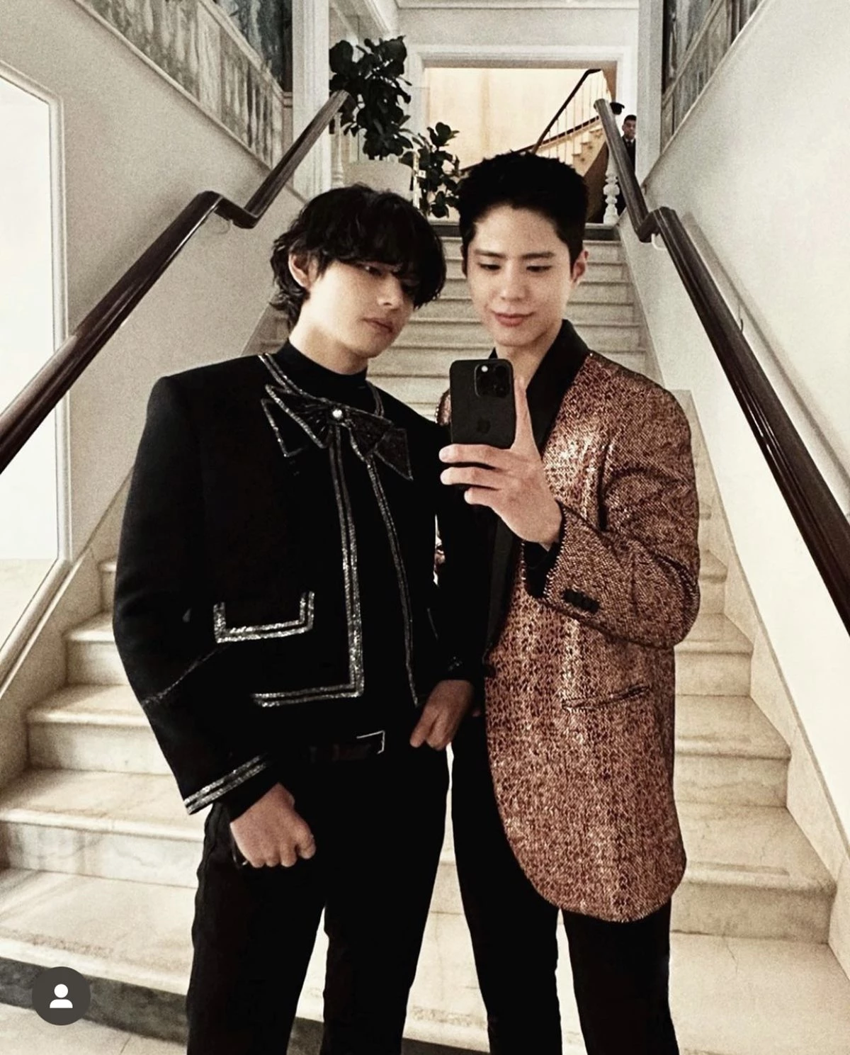 방탄소년단 뷔와 배우 박보검 / 박보검 인스타그램