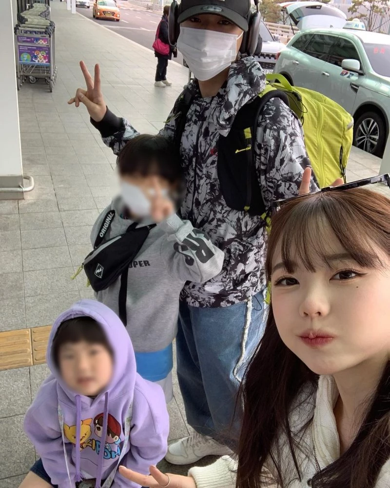 홍영기 가족.