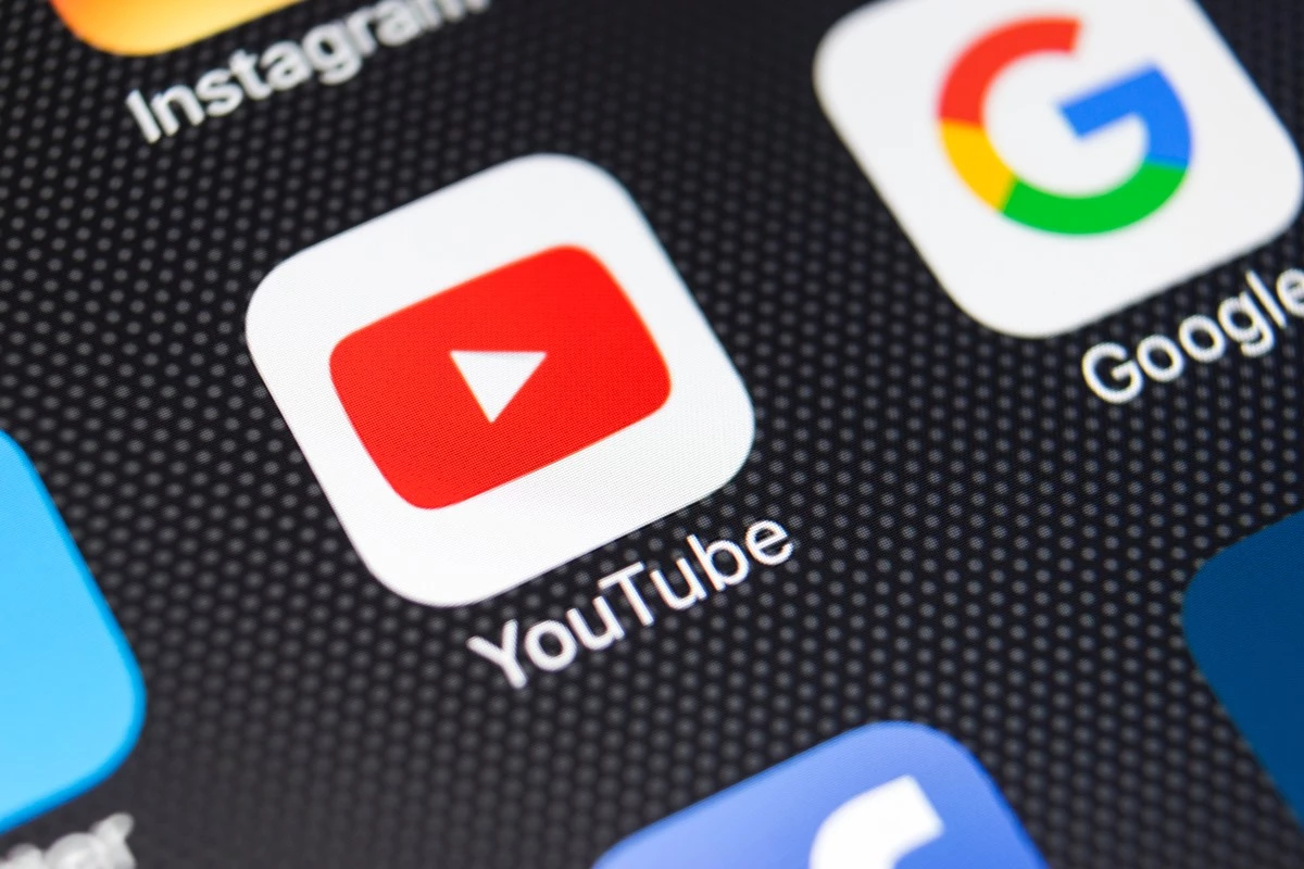 기사의 이해를 돕기 위한 유튜브 로고 사진이다. / BigTunaOnline-shutterstock.com