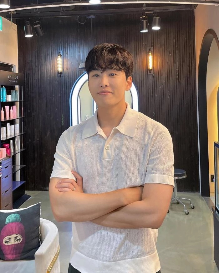 SBS 퇴사 소식 전해진 조정식 아나운서 / 이하 조정식 인스타그램