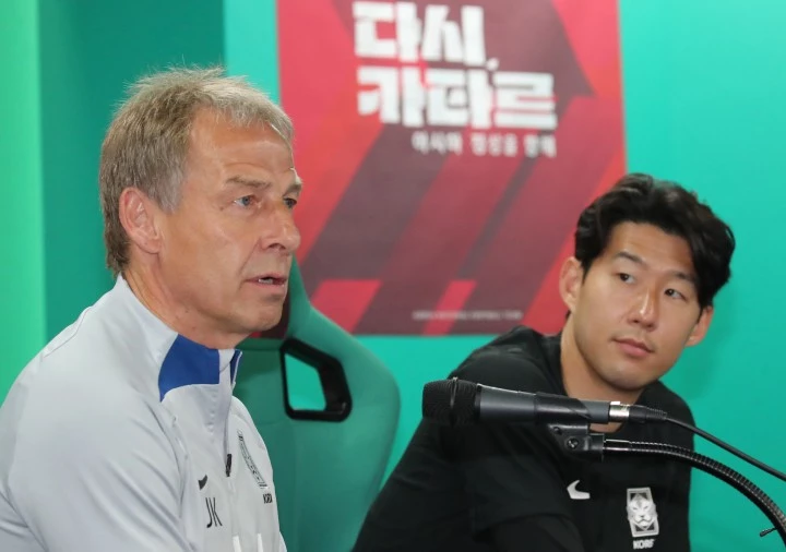 위르겐 클린스만 한국 축구 대표팀 감독이 질문에 답하고 있다.