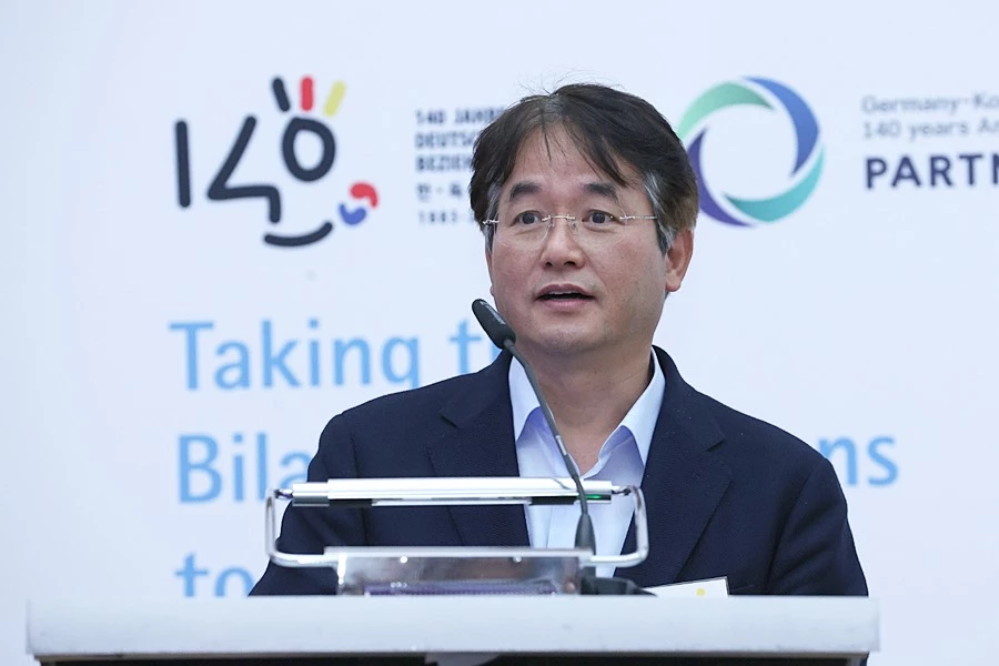 한독 미래산업 협력포럼에서 발표하는 이동환 고양특례시장