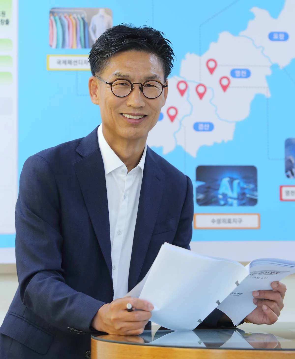 대구경북경제자유구역청은 7월 7일 오후 2시, 호텔인터불고 대구에서 ‘로봇·ICT 산업의 현재와 성장 기술’을 주제로 신기술 동향과 기업 스케일업에 대한 아이디어를 공유하기 위한 세미나를 개최한다고 밝혔다.사진은 김병삼 청장/이하 대경경자청