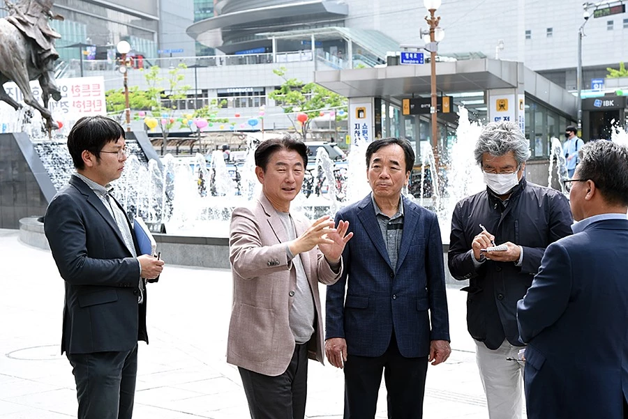 김동근 의정부시장, 현장 속에서 시민들의 삶을 변화시킨 1년
