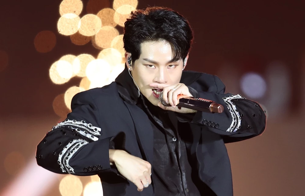 MONSTA X's Joohoney / NEWS1