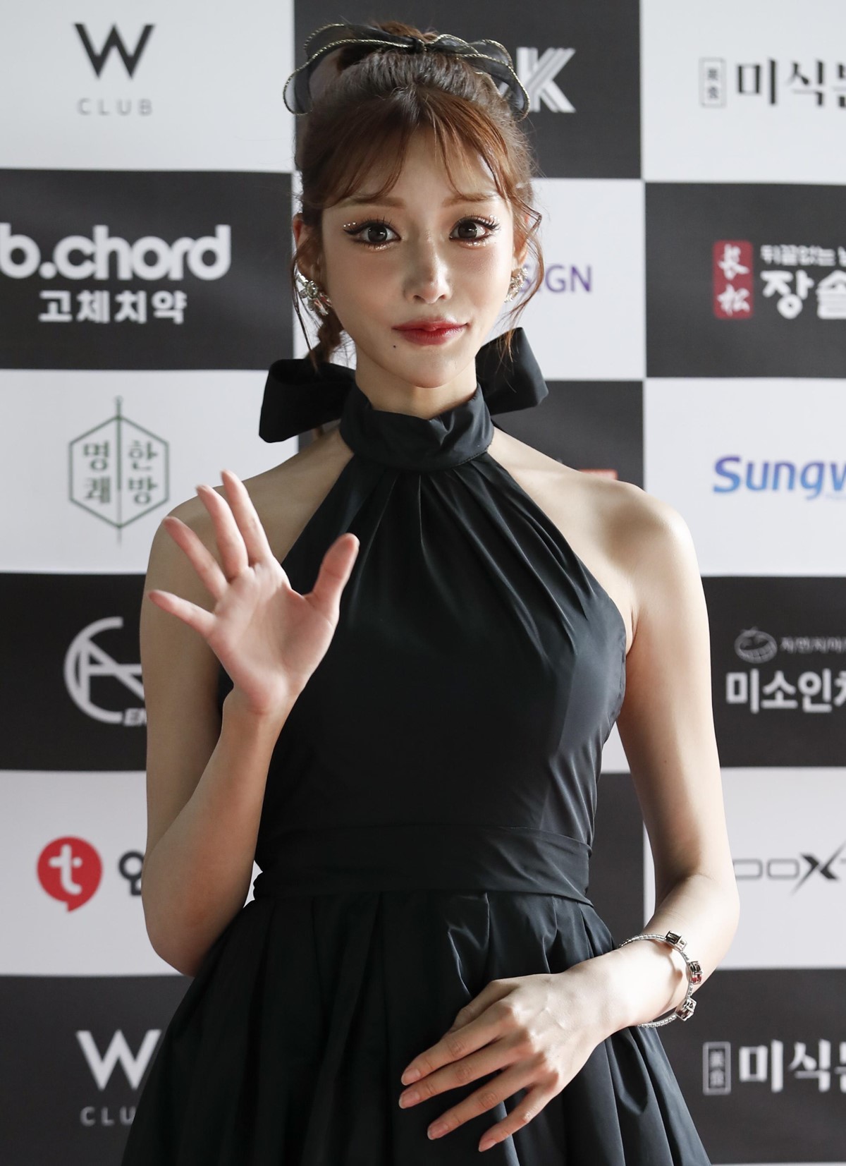 17일 '제11회 대한민국 예술문화인대상' 시상식에 참석한 아스카 키라라
