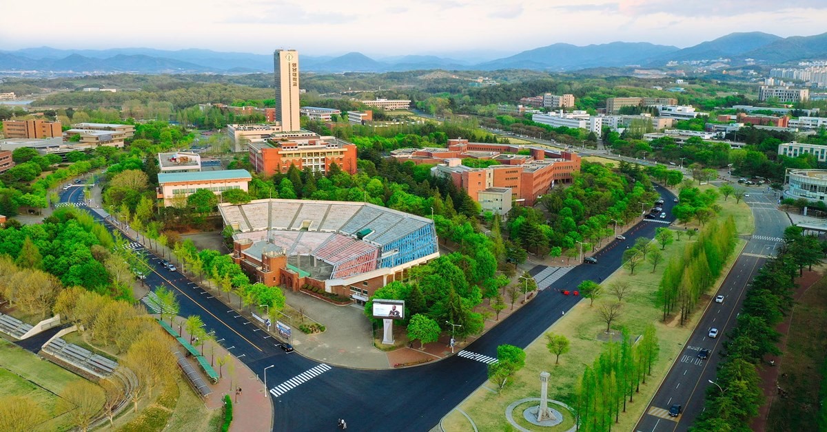 영남대학교 독도연구소가 2023 독도 메타버스 경진대회를 개최한다. 사진은 영남대학교 전경/영남대