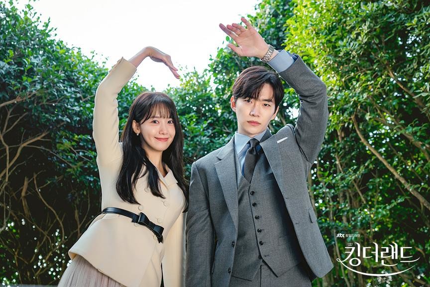 우영우 이후 처음…국내 동시 방영 중 '넷플릭스' 전체 1위 차지한 드라마