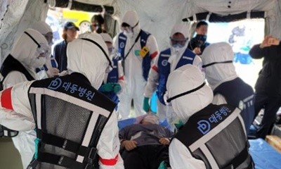 대동병원(병원장 이광재)는 지난 26일 제주시 구좌체육공원에서 실시한 ‘제주 방사능테러대응 관계기관 합동훈련’에 참가했다. / 사진제공=대동병원