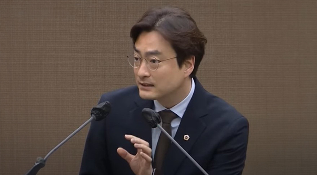 지난 22일 제323회 임시회 제2차 본회의에서 시정질문을 하는 박유진 서울시의회 의원 / 서울시의회