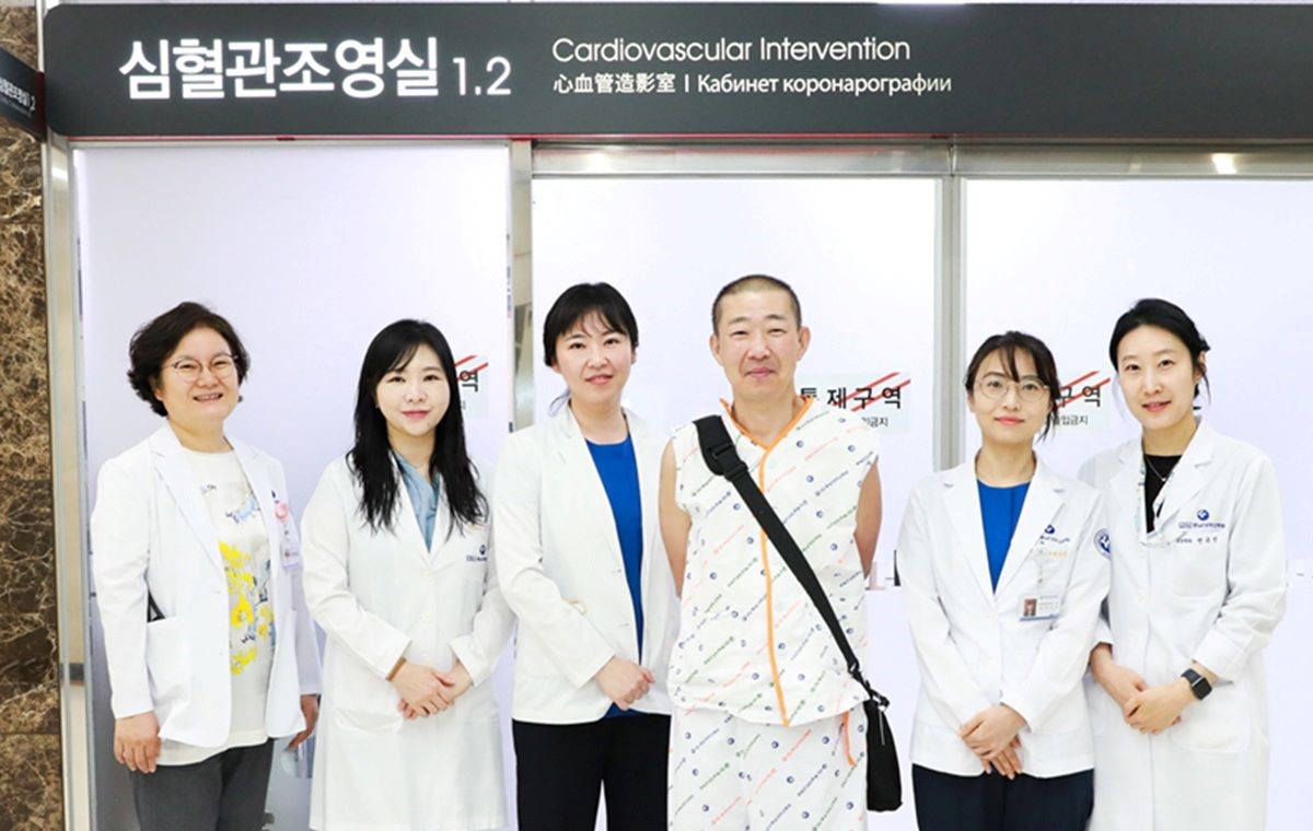 충청권 최초로 중증 심부전 환자 대상 좌심실 보조장치 삽입술을 성공적으로 마친 충남대학교병원 심장내과와 심장혈관흉부외과 다학제 진료팀 / 충남대병원