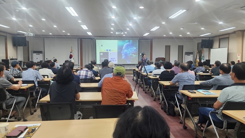 일월문화아카데미 인문학 강좌 / 박병준 기자