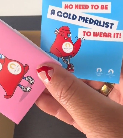 파리 올림픽 참가 선수들에게 제공되는 콘돔. / 사라 더글라스 틱톡 영상.