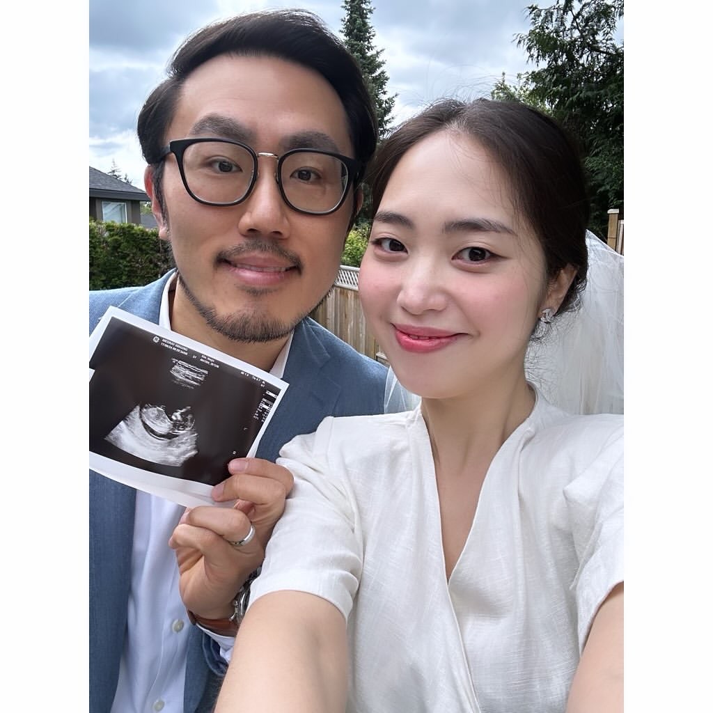 결혼 소식을 알린 '돌싱글즈4' 출신 지미, 희진 커플 / 희진 개인 인스타그램