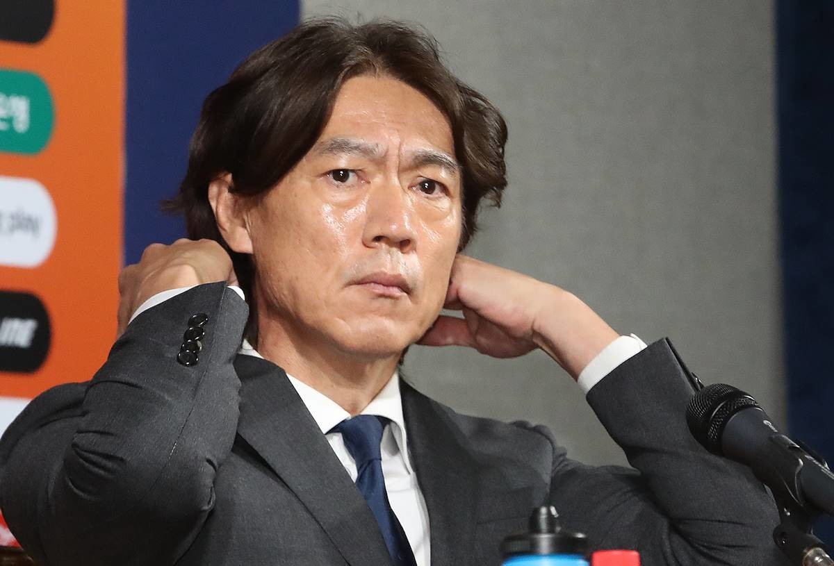 홍명보 대한민국 축구 국가대표팀 감독이 지난달 29일 오전 서울 종로구 신문로 축구회관에서 열린 취임 기자회견에서 발언을 하고 있다 / 뉴스1